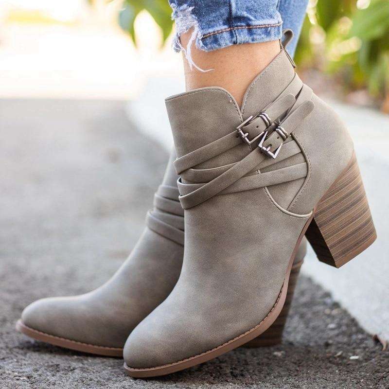 Amira® | Fashionable, supportive orthopedic boots